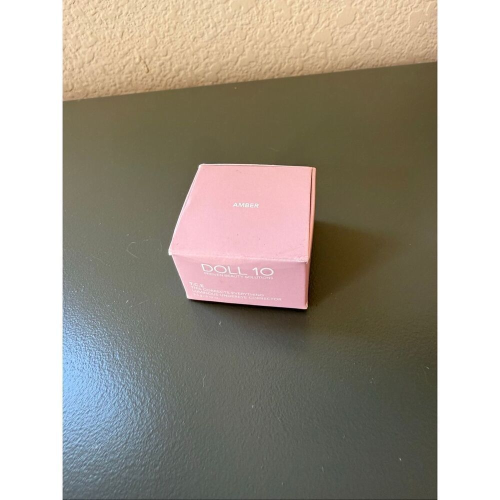 Doll 10 T.C.E Luminous Undereye Corrector (Amber) Medium to Dark - Picture 2 of 6